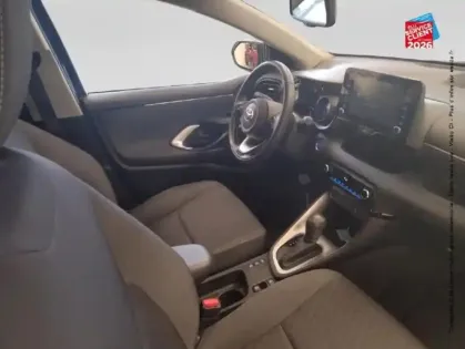 Photo 19 Toyota Yaris  116h Design 5p MY22