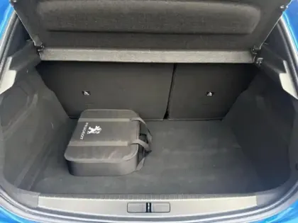 Photo 5 Peugeot 208  e- 136ch Allure Pack