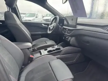 Photo 10 Ford Kuga  2.5 Duratec 180 ch Hybrid FlexiFuel ST-Line X Powershift