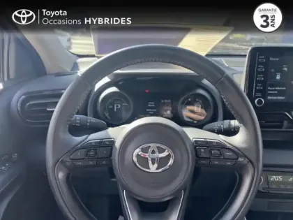 Photo 12 Toyota Yaris  116h Design 5p MY22