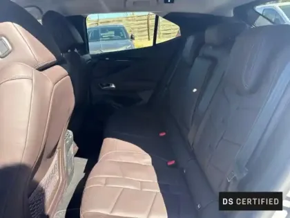 Photo 9 DS DS 4 N°4 Hybride 145ch Etoile Nappa