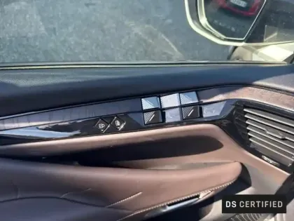 Photo 11 DS DS 4 N°4 Hybride 145ch Etoile Nappa