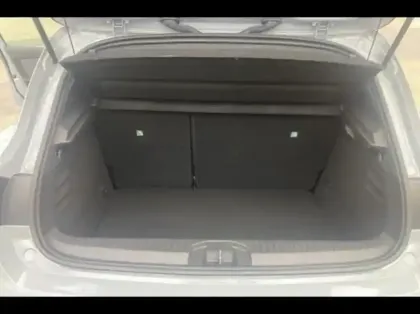 Photo 11 Renault Clio  1.6 E-Tech 145ch full hybrid Techno - 25