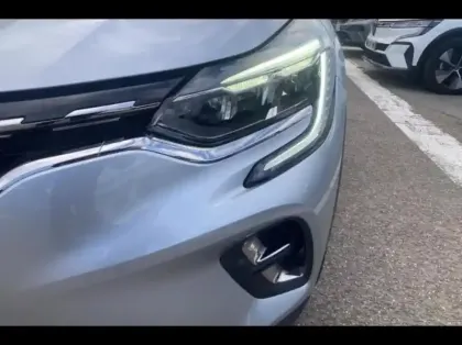 Photo 12 Renault Captur  1.3 TCe mild hybrid 140ch Techno