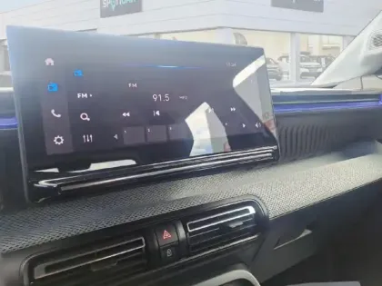 Photo 10 Citroën C3  Turbo 100 ch BVM6 Plus