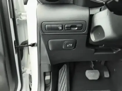 Photo 16 Citroën C3 Aircross  PureTech 130 S&S EAT6 Shine Pack