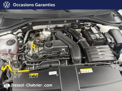 Photo 6 Volkswagen T-roc  1.5 TSI EVO2 150 Start/Stop BVM6 R-Line