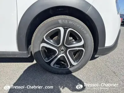 Photo 14 Citroën C3  PureTech 83 S&S BVM5 Shine