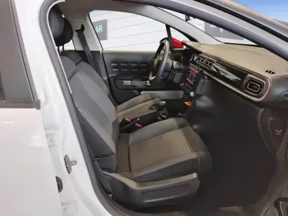 Photo 8 Citroën C3  PureTech 83 S&S BVM5 Shine