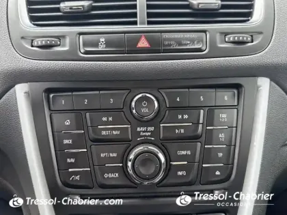 Photo 21 Opel Mokka  1.4 Turbo - 140 ch 4x2 Start&Stop Cosmo