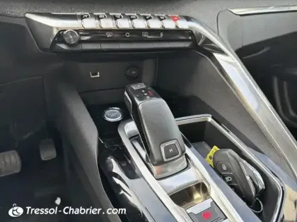 Photo 23 Peugeot 3008  1.6 THP 165ch S&S EAT6 Allure