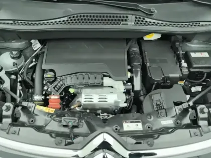 Photo 6 Citroën C3 Aircross  PureTech 110 S&S BVM6 Shine Pack