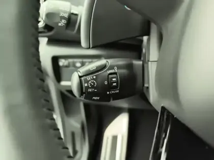 Photo 17 Citroën C5 aircross  Hybride Rechargeable 225 e-EAT8 Shine Pack