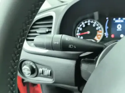 Photo 17 Jeep Renegade  1.3 GSE T4 150 ch BVR6 Quiksilver Edition