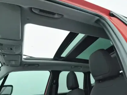 Photo 24 Jeep Renegade  1.3 GSE T4 150 ch BVR6 Quiksilver Edition