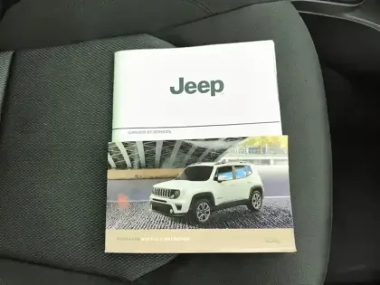Photo 15 Jeep Renegade  1.3 GSE T4 150 ch BVR6 Quiksilver Edition