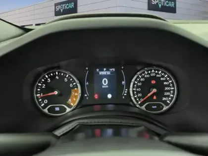 Photo 20 Jeep Renegade  1.3 GSE T4 150 ch BVR6 Quiksilver Edition