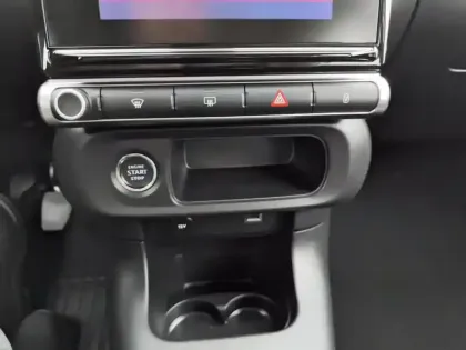 Photo 12 Citroën C3  PureTech 83 S&S BVM5 Shine