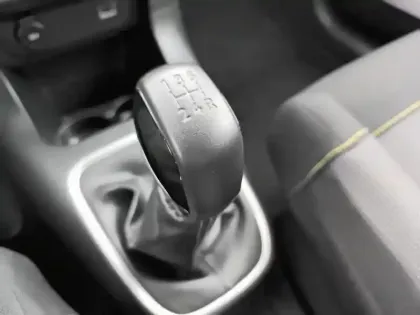 Photo 23 Citroën C3  PureTech 83 S&S BVM5 Shine