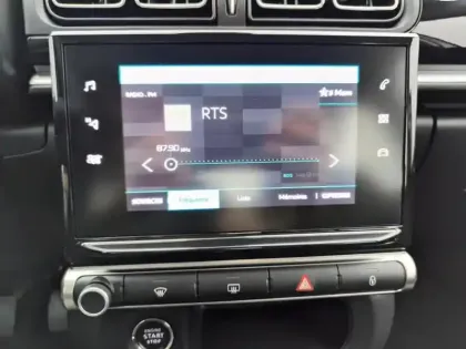 Photo 21 Citroën C3  PureTech 83 S&S BVM5 Shine