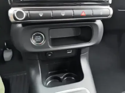 Photo 12 Citroën C3  PureTech 83 S&S BVM5 Shine