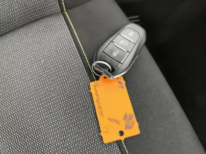 Photo 15 Citroën C3  PureTech 83 S&S BVM5 Shine