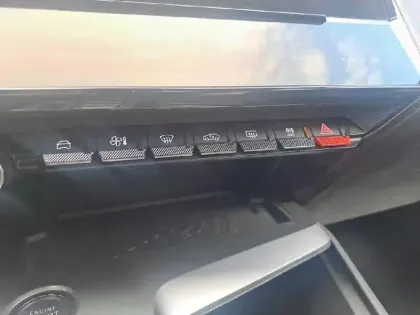 Photo 12 Peugeot 308  BlueHDi 130ch S&S EAT8 Allure