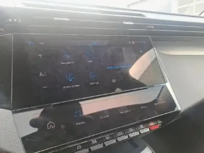 Photo 10 Peugeot 308  BlueHDi 130ch S&S EAT8 Allure