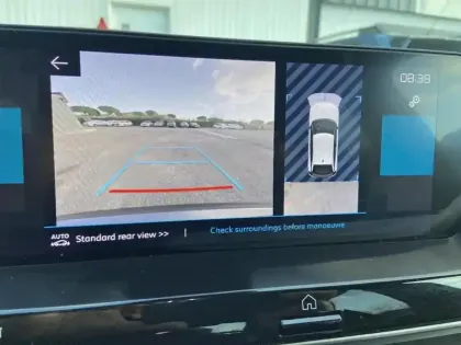 Photo 25 Citroën C4  PureTech 130 S&S EAT8 Shine