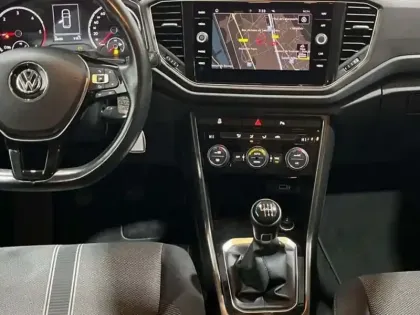 Photo 9 Volkswagen T-roc 1.6 TDI 115 Start/Stop BVM6 Lounge