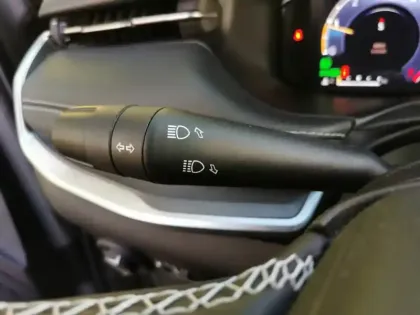 Photo 21 Jeep Compass Limited FWD 1.3 MultiAir 150 c