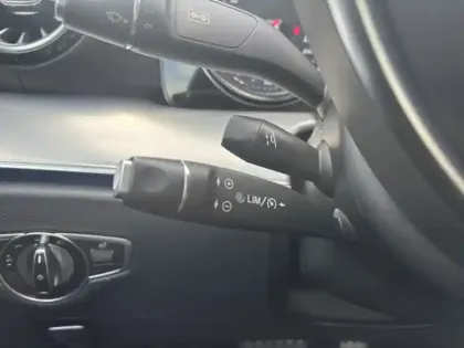 Photo 15 Mercedes CLA E 220 d Coupé Sportline