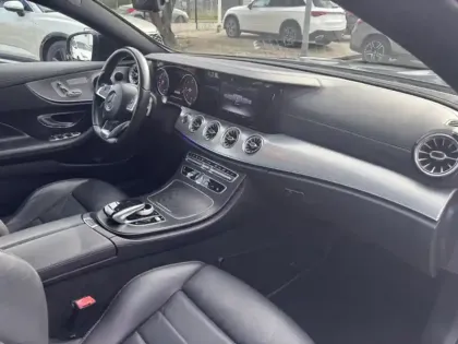 Photo 13 Mercedes CLA E 220 d Coupé Sportline