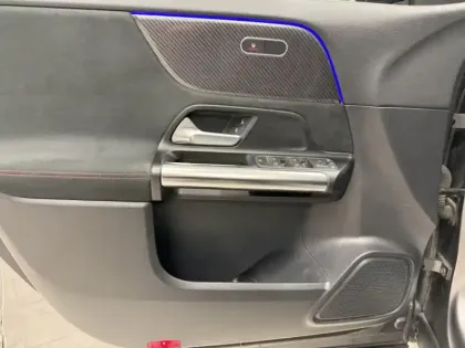 Photo 11 Mercedes GLA 200 AMG Line