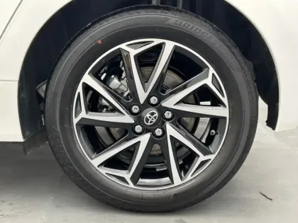 Photo 20 Toyota Yaris 116h Design PACK CONFORT