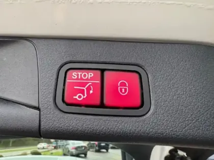 Photo 17 Mercedes Classe B 200 d Progressive Line Edition