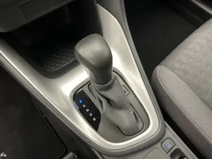 Photo 14 Toyota Yaris Hybride 116h Design PACK CONFORT