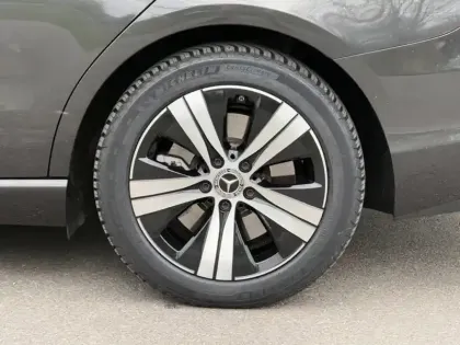 Photo 38 Mercedes Classe C Gén. V (W206) Ph1 Business Line + 4