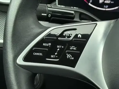 Photo 48 Mercedes Classe C Gén. V (W206) Ph1 Business Line + 4