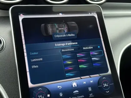 Photo 42 Mercedes Classe C Gén. V (W206) Ph1 Business Line + 4