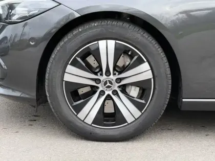 Photo 36 Mercedes Classe C Gén. V (W206) Ph1 Business Line + 4