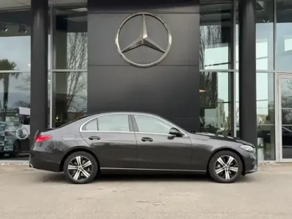 Photo 33 Mercedes Classe C Gén. V (W206) Ph1 Business Line + 4