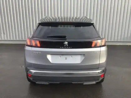 Photo 5 Peugeot 3008 Hybrid 136 e-DCS6 GT