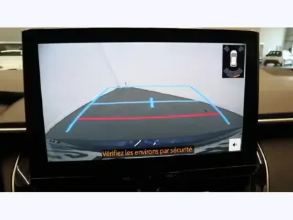 Photo 18 Toyota Corolla Hybride 140ch Design MY24