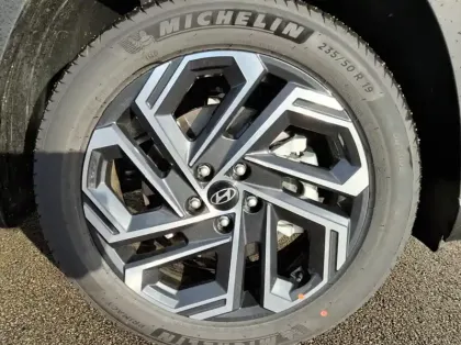 Photo 20 Hyundai Tucson Nouveau 1.6 T-GDI 215 Hybrid BVA6 Creative