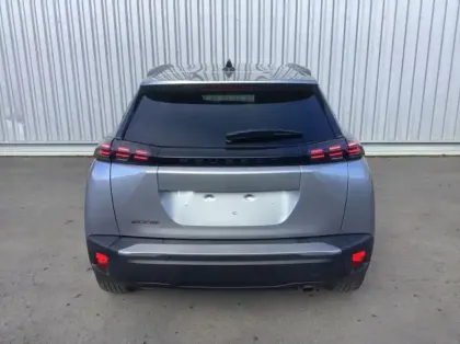 Photo 5 Peugeot 2008 Nouveau 100 S&S BVM6 Allure