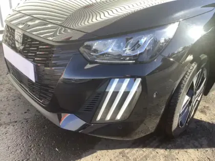 Photo 17 Peugeot 208 Nouvelle 100 S&S BVM6 Allure