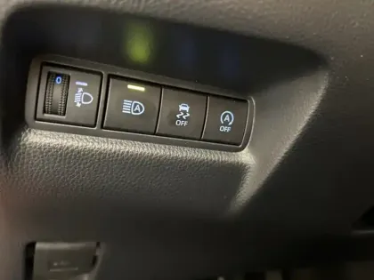 Photo 9 Toyota Aygo 1.0 VVT-i 72 Design Pack Zen & Radars