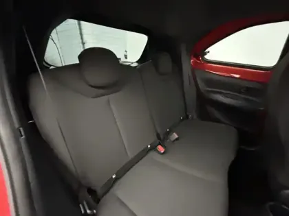 Photo 15 Toyota Aygo 1.0 VVT-i 72 Design Pack Zen & Radars