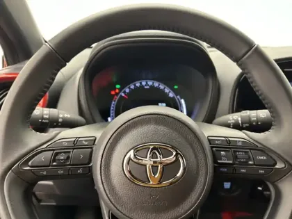 Photo 8 Toyota Aygo 1.0 VVT-i 72 Design Pack Zen & Radars